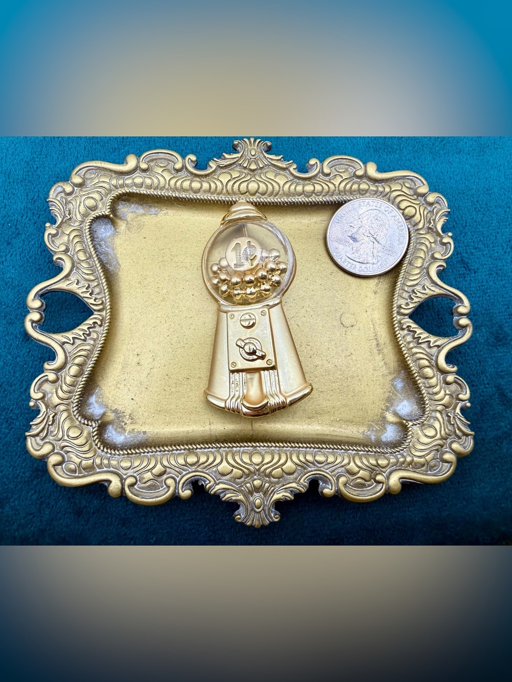 Vintage AJC 1¢ Gumball Machine Brooch Pin | Gold Tone Novelty Figural Jewelry - Picture 2 of 10